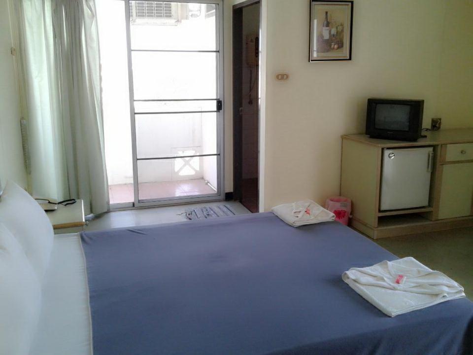 M In Korat Service Apartment Nakhon Ratchasima Ruang foto