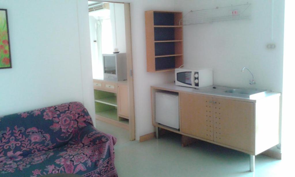 M In Korat Service Apartment Nakhon Ratchasima Ruang foto
