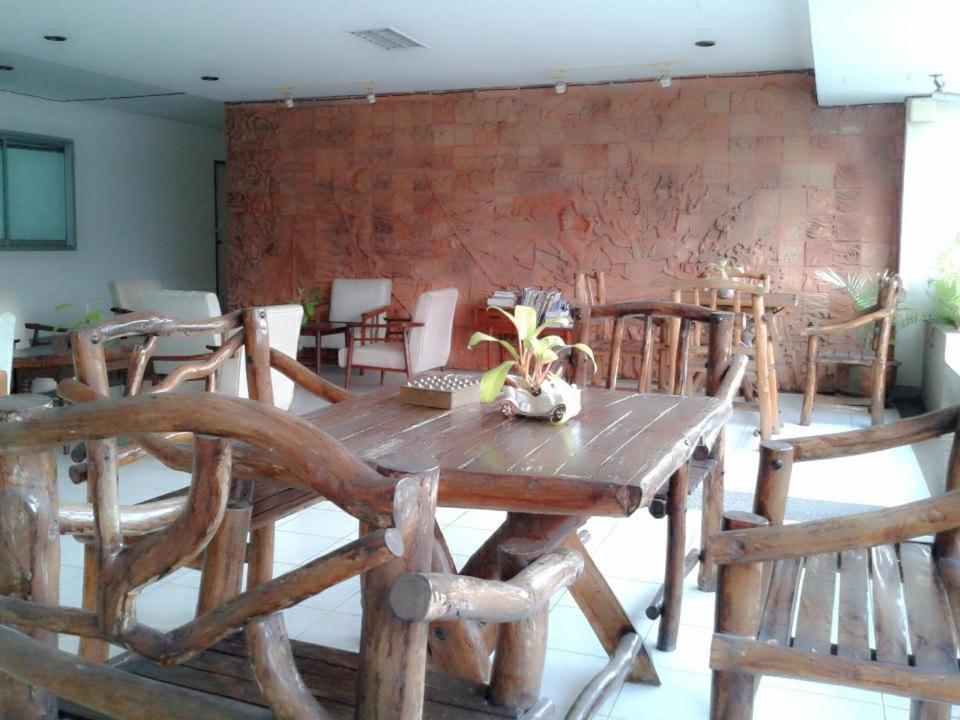 M In Korat Service Apartment Nakhon Ratchasima Bagian luar foto