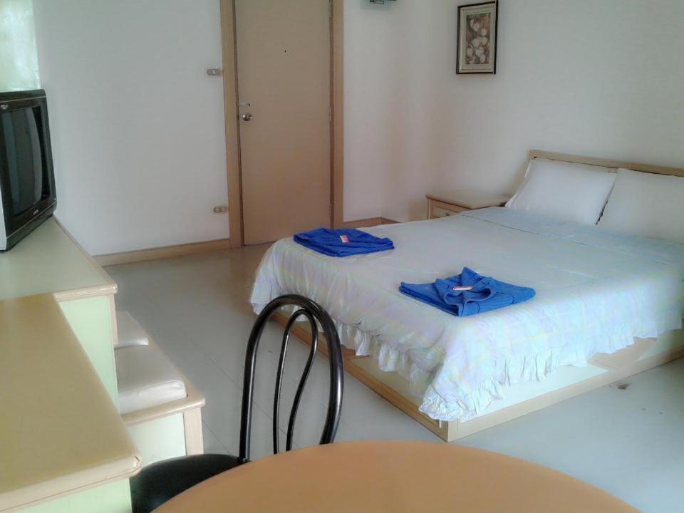 M In Korat Service Apartment Nakhon Ratchasima Bagian luar foto