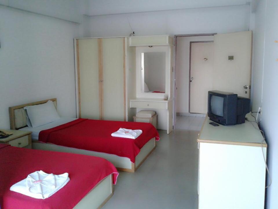 M In Korat Service Apartment Nakhon Ratchasima Bagian luar foto