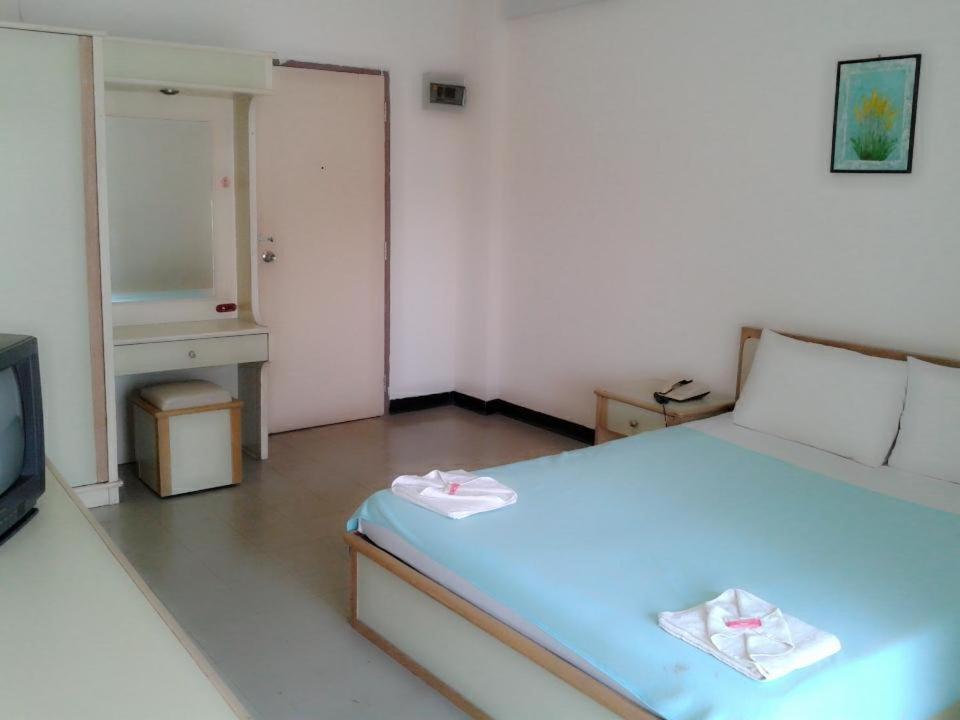 M In Korat Service Apartment Nakhon Ratchasima Bagian luar foto